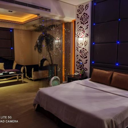 Blue Sky Motel Гуйшан Екстер'єр фото